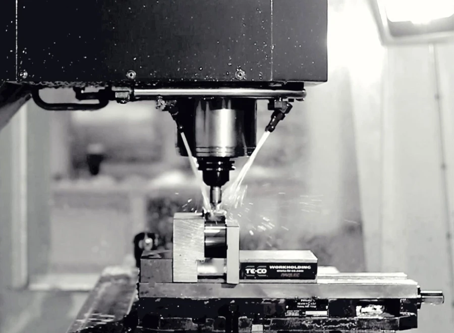 خدمات تراش و فرز CNC و دریل رادیال