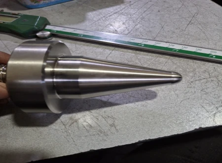 خدمات تراشکاری cnc و منوال هنری فر