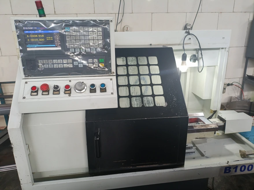 تعمیر و تنظیم انواع دستگاه تراش cnc کنترل( gsk)